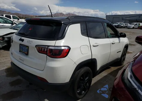 2018 Jeep Compass Latitude z USA, uszkodzony, nr VIN 3C4NJCBB3JT407477